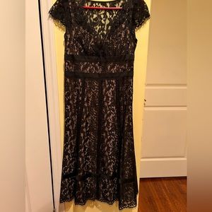Ann Taylor Loft evening dress. Gently used. Beautiful. 🖤